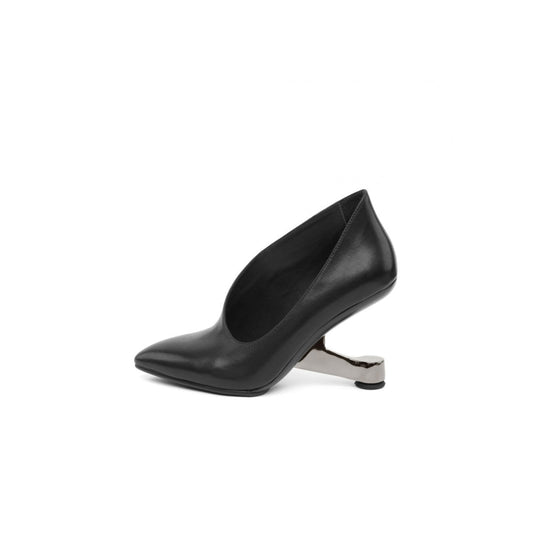 Femme Fatale Leather Pumps-0