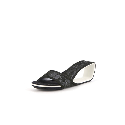Floral Lace Mid-Heel Hollow Wedges-1